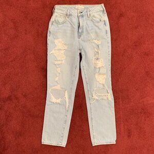 PacSun Distressed Mom Jean Size 27